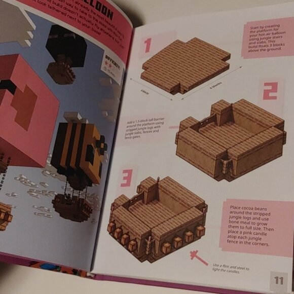 Super Bite-Size Builds Book Minecraft - Picture 3 of 5